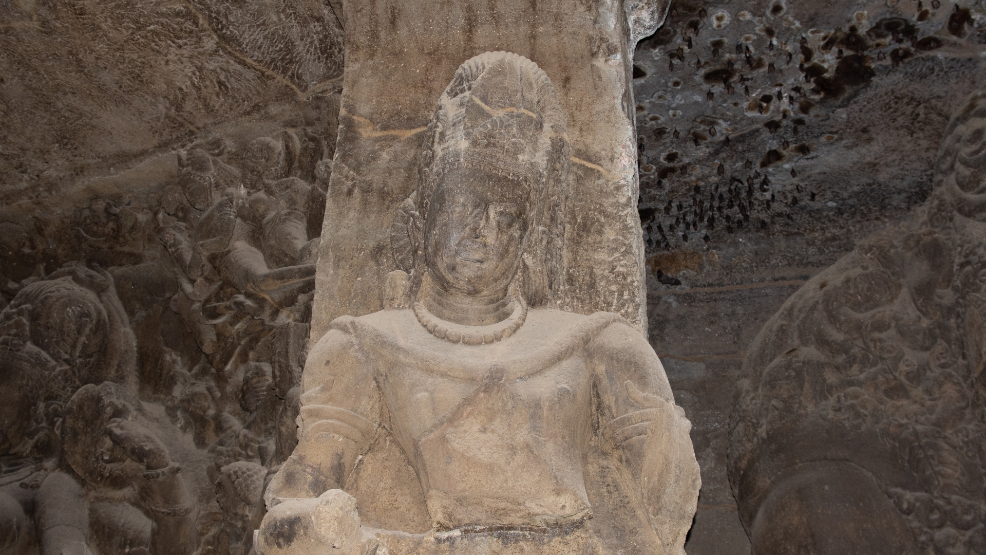 Best Apps to Book Guided Tours of Elephanta Caves
