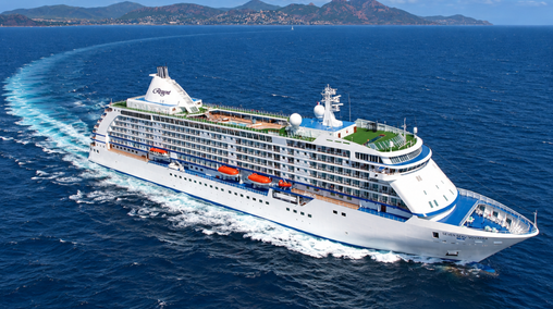 Seven Seas Splendor cruise ship visiting India